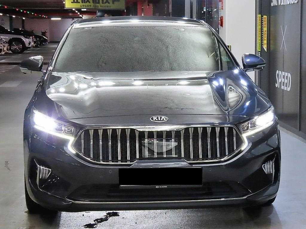 Kia K7 — photo 02