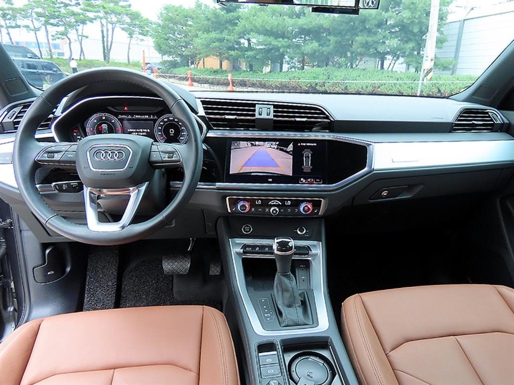 Audi Q3 — photo 07