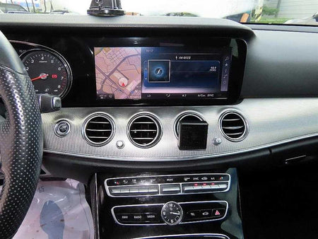 Mercedes-Benz E-Class — photo 15