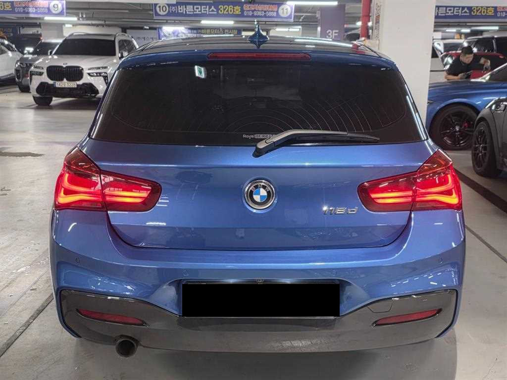 BMW 1-Series — photo 06