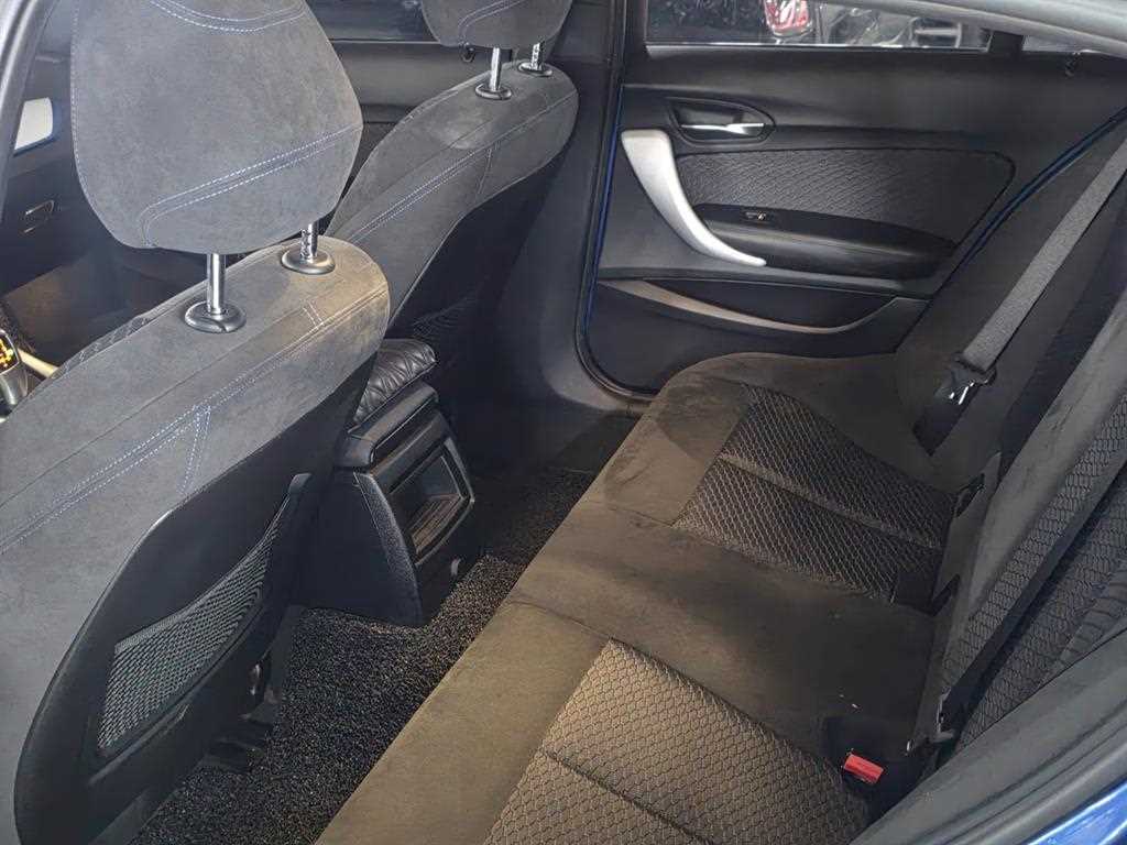 BMW 1-Series — photo 09