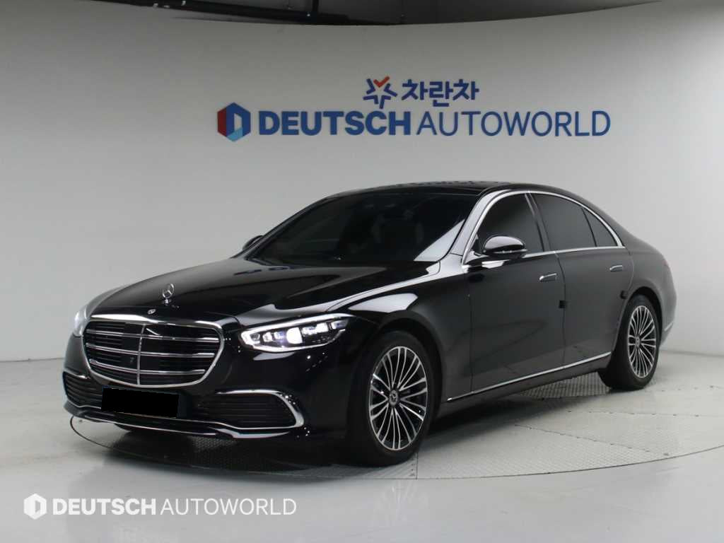 Mercedes-Benz S-Class — photo 01