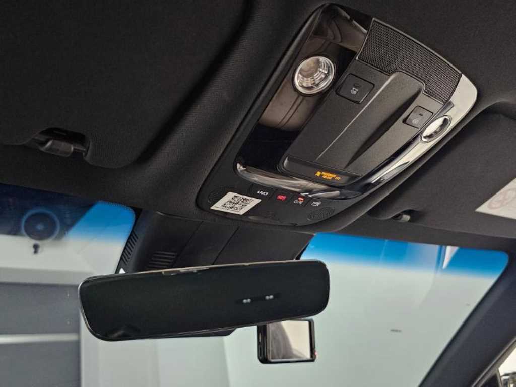 Kia K8 — photo 18