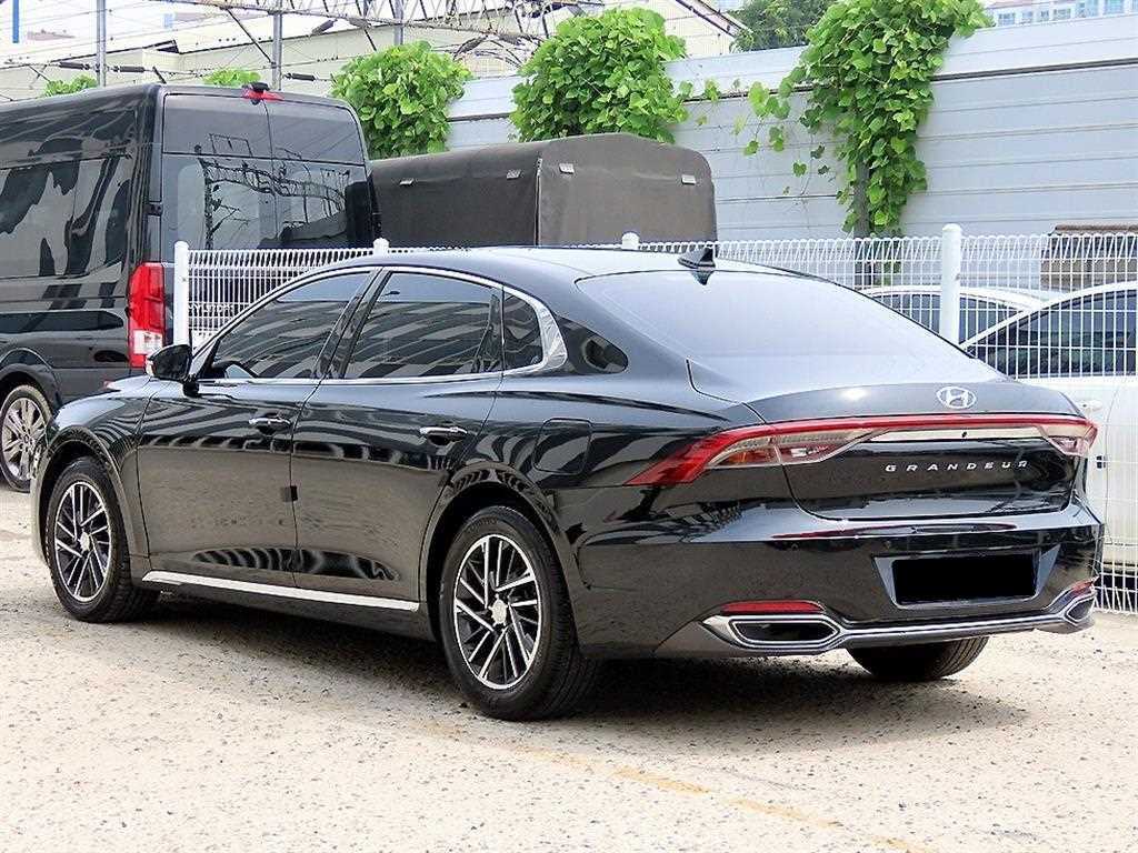 Hyundai Grandeur — photo 03
