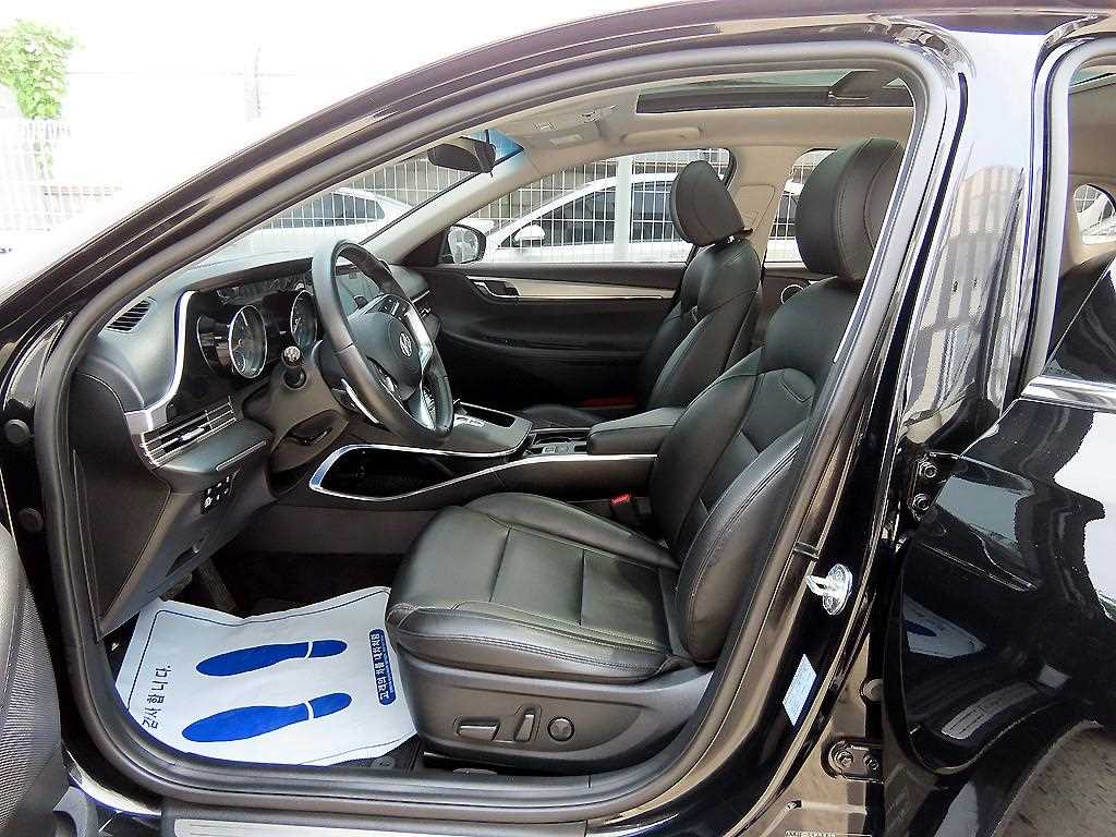 Hyundai Grandeur — photo 05