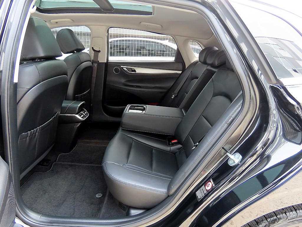 Hyundai Grandeur — photo 06