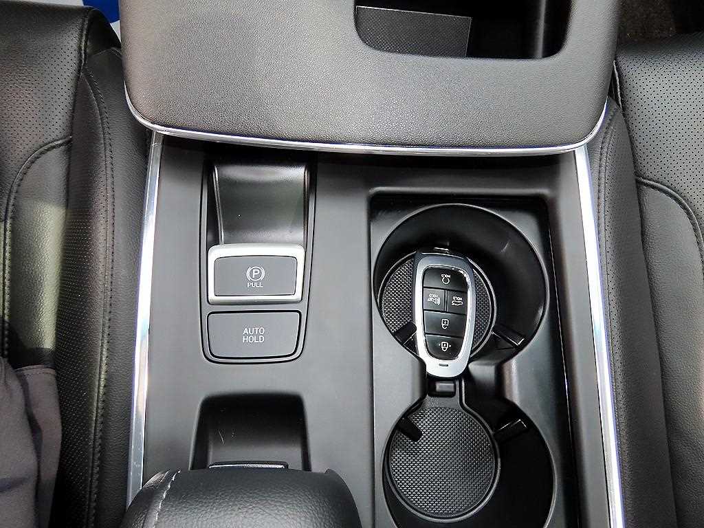 Hyundai Grandeur — photo 13