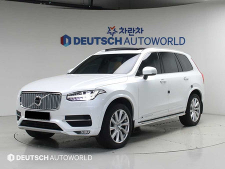 Volvo XC90 — photo 01