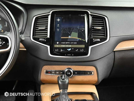 Volvo XC90 — photo 15