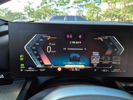 BMW 5-Series — photo 20