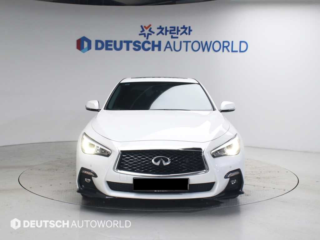 Infiniti Q50 — photo 03