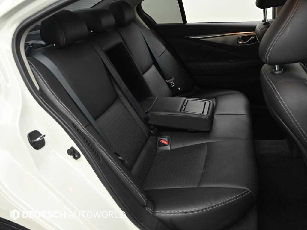 Infiniti Q50 — photo 12