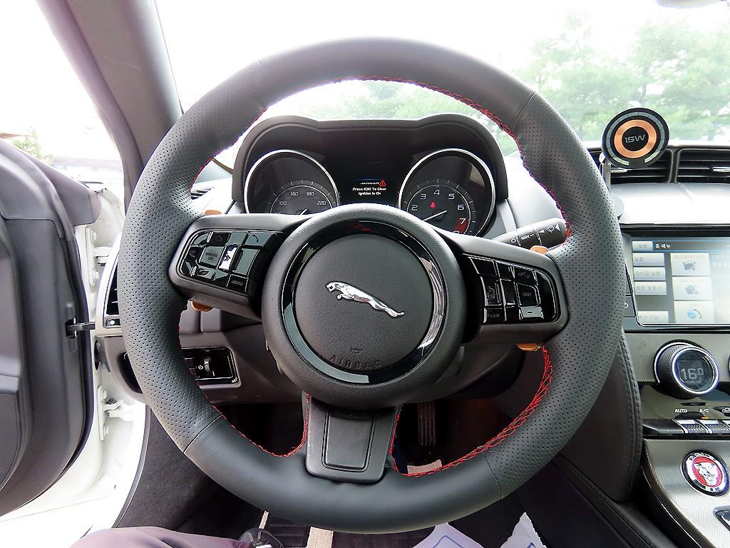 Jaguar F-TYPE — photo 07
