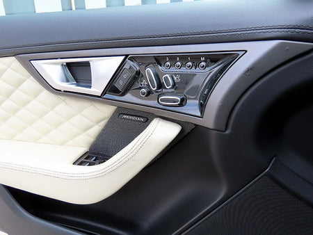 Jaguar F-TYPE — photo 10