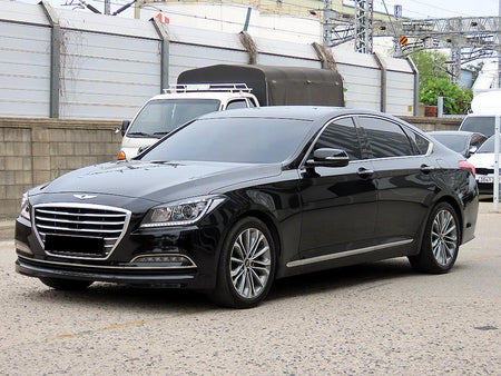 Hyundai Genesis — photo 02