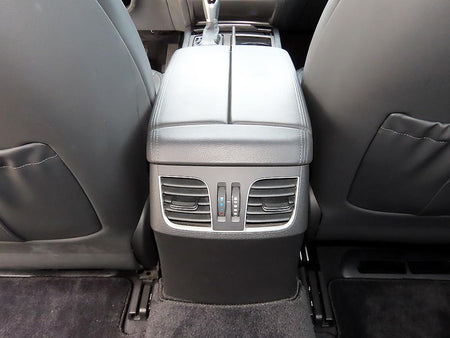Hyundai Genesis — photo 17
