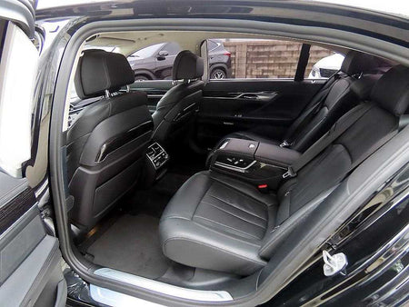 BMW 7-Series — photo 06