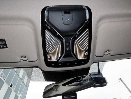 BMW 7-Series — photo 14