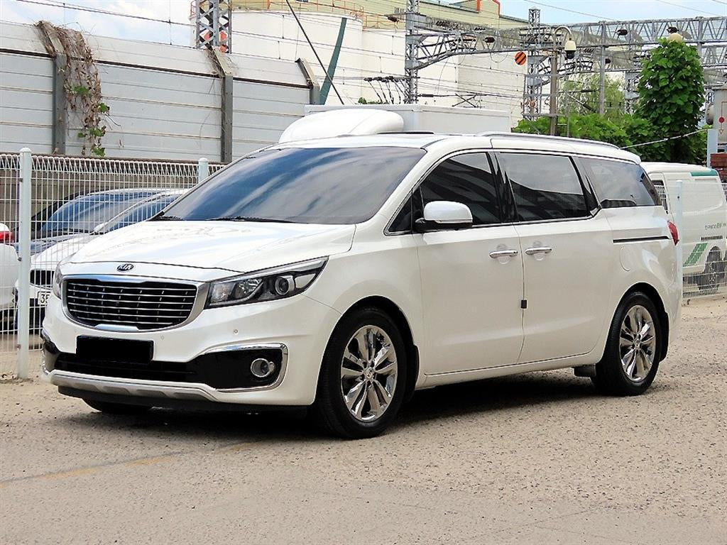 Kia Carnival — photo 02