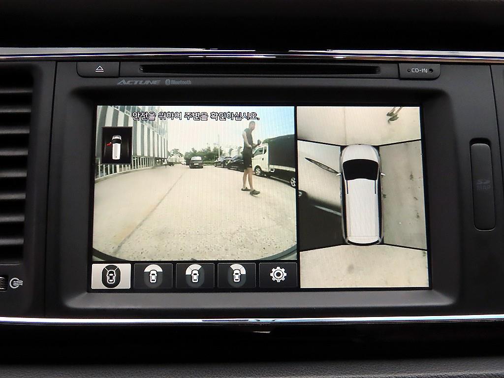 Kia Carnival — photo 14