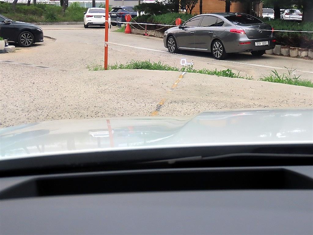 Audi RS6 — photo 10