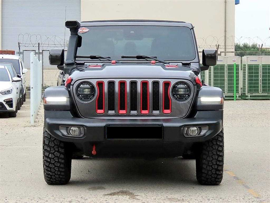 Jeep Wrangler — photo 01