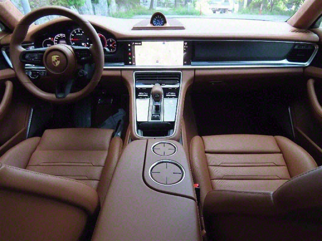 Porsche Panamera — photo 14