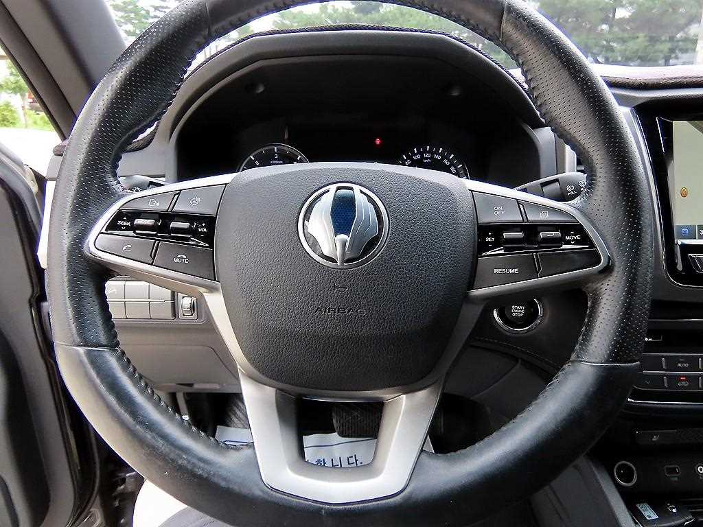 KGM Rexton — photo 08