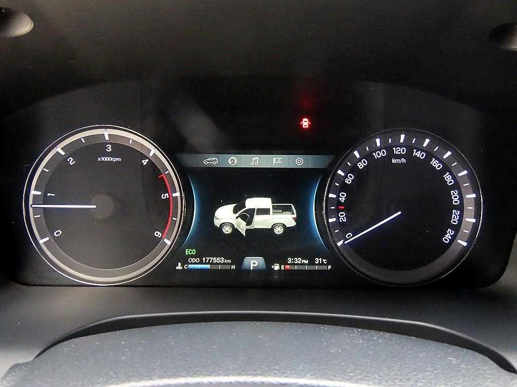 KGM Rexton — photo 09