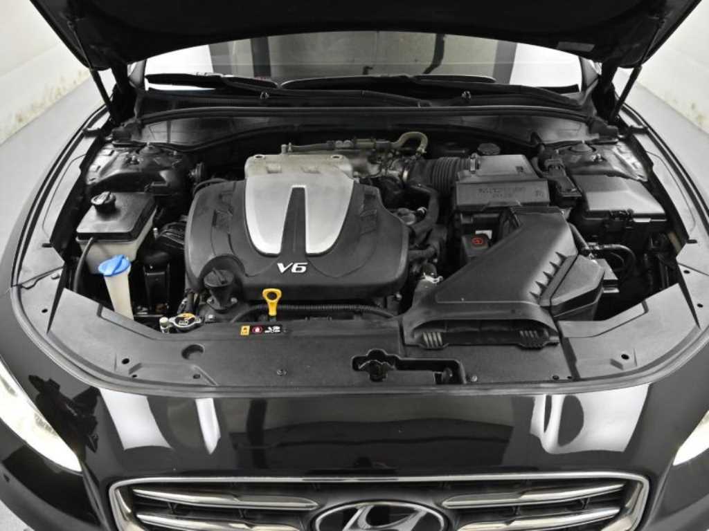 Hyundai Grandeur — photo 08