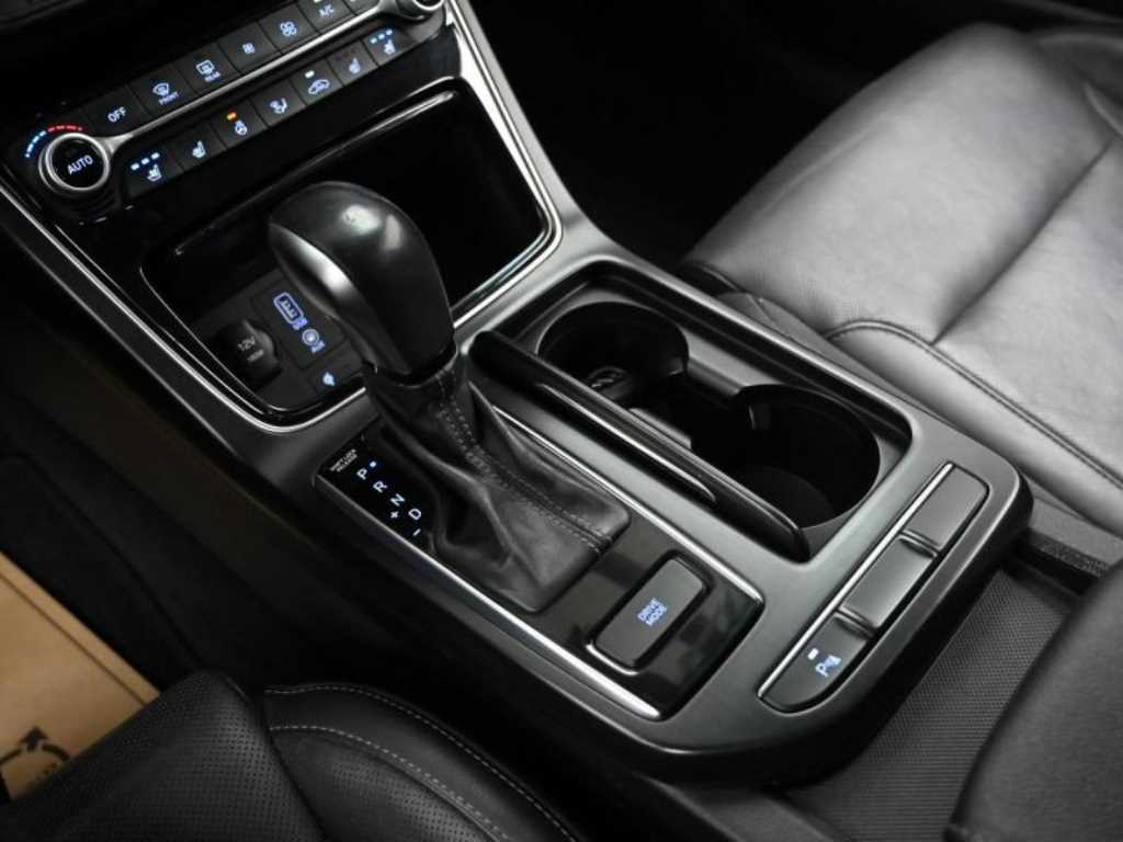 Hyundai Grandeur — photo 09
