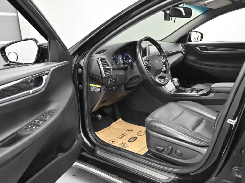 Hyundai Grandeur — photo 11