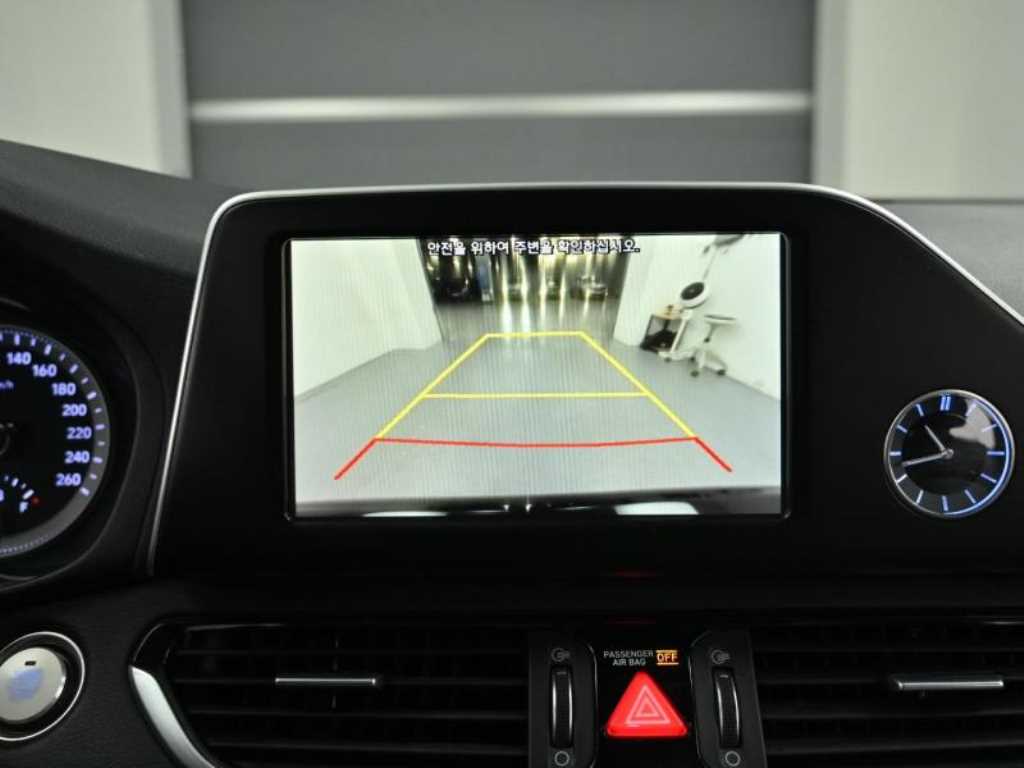 Hyundai Grandeur — photo 15