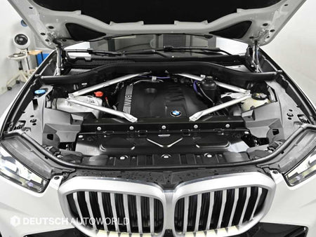 BMW X5 — photo 06