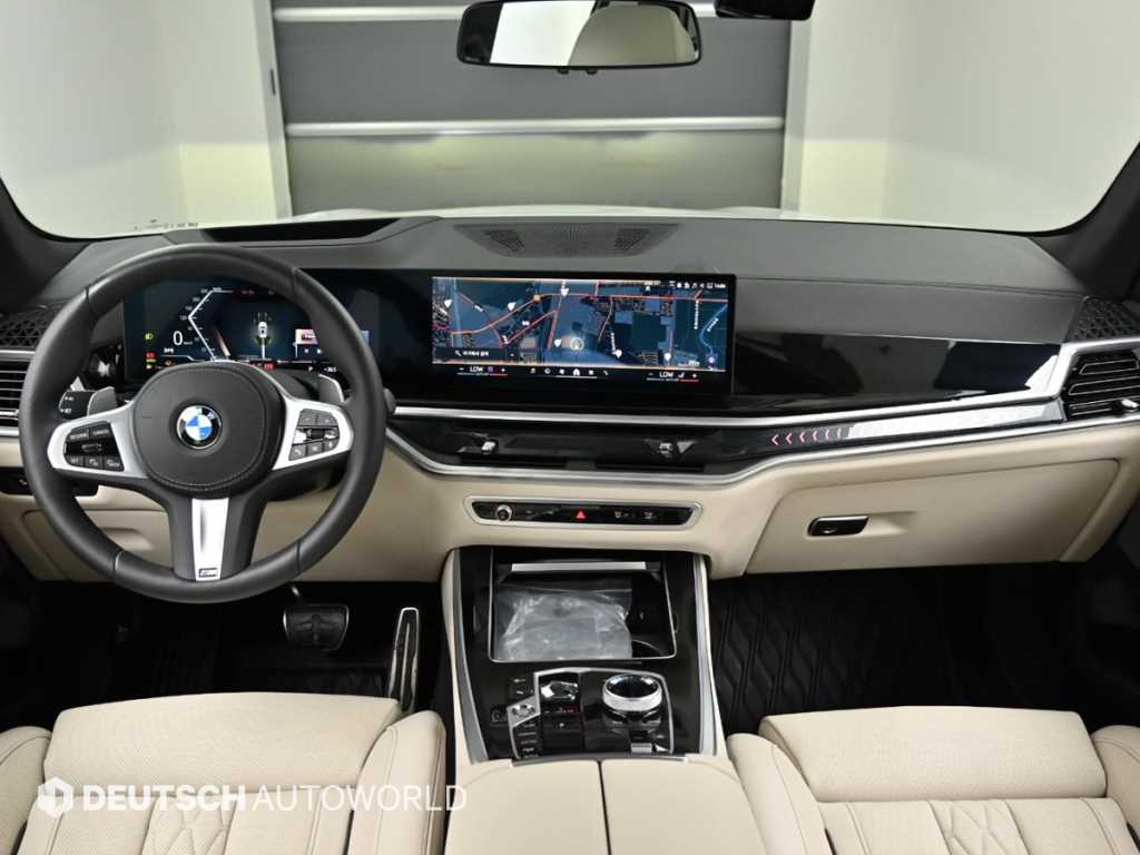 BMW X5 — photo 07
