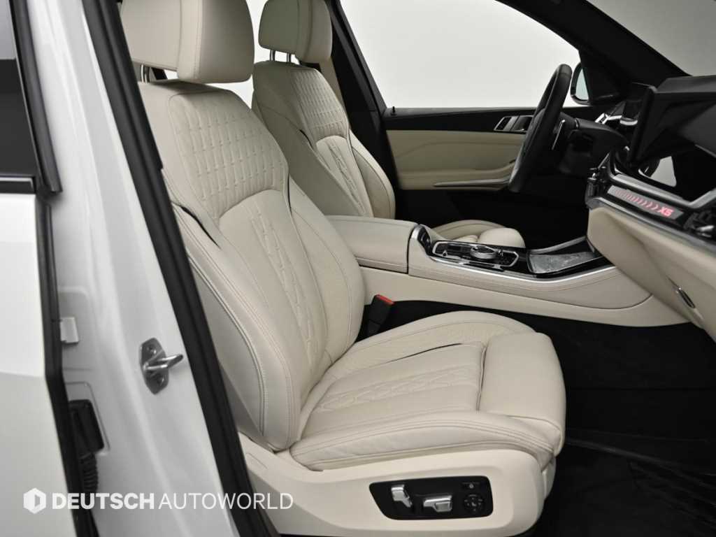 BMW X5 — photo 10