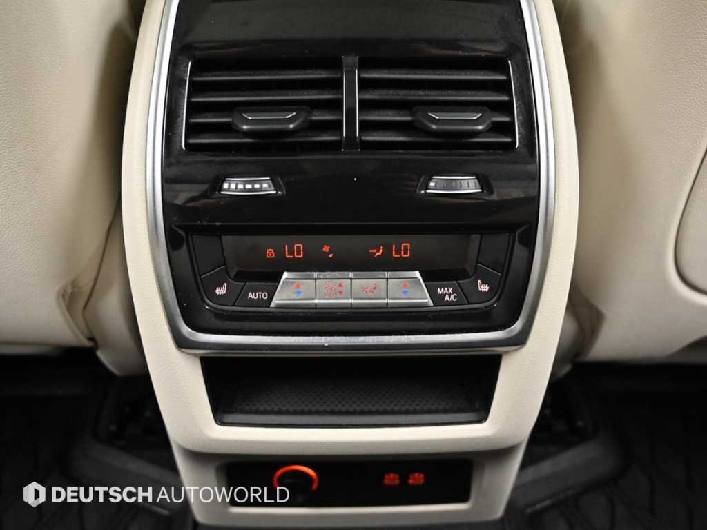 BMW X5 — photo 16