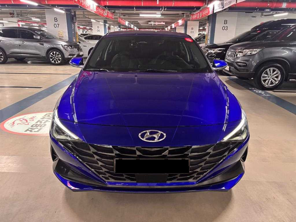 Hyundai Avante — photo 01