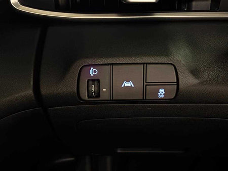 Hyundai Avante — photo 13