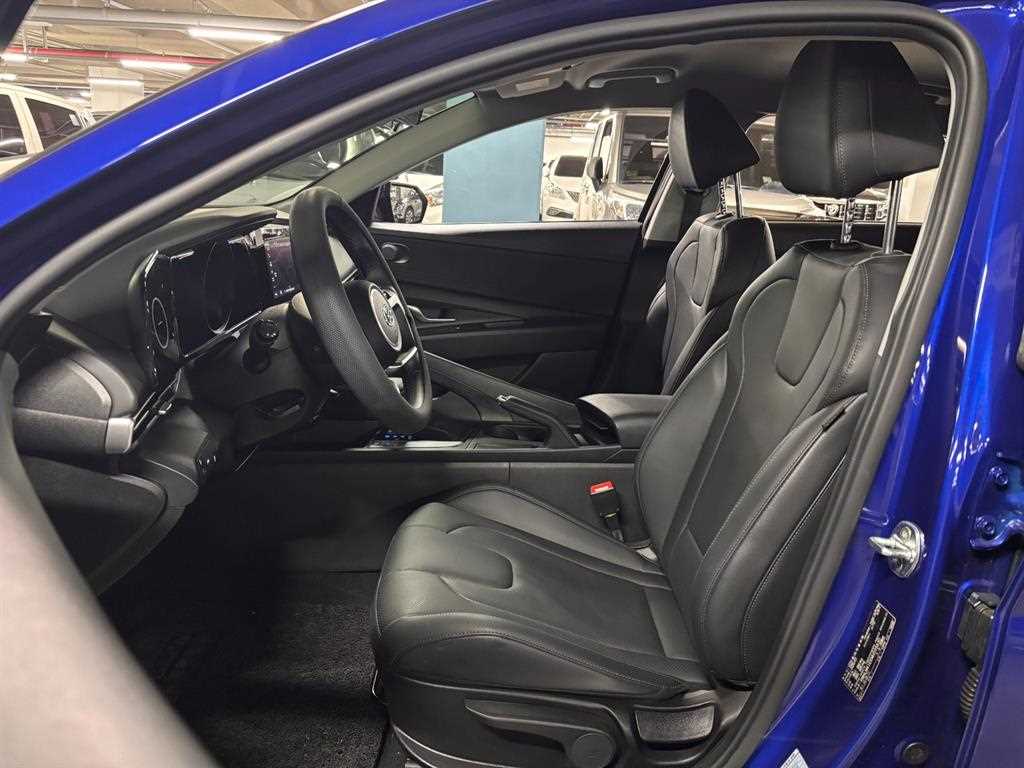 Hyundai Avante — photo 15