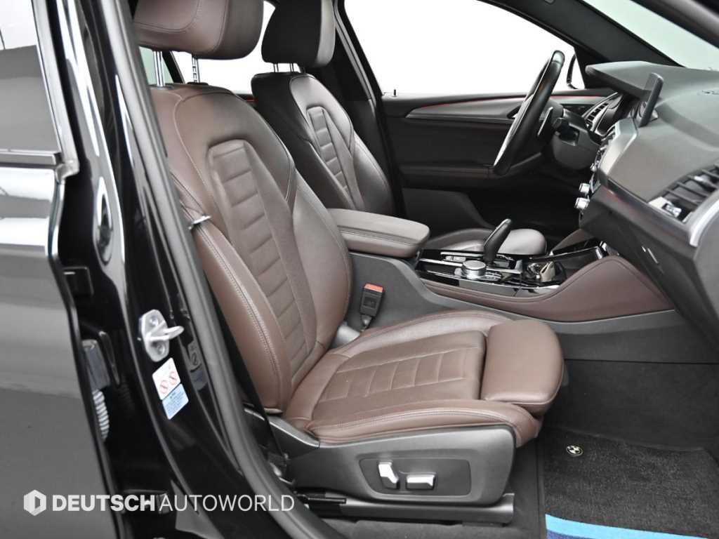 BMW X4 — photo 10