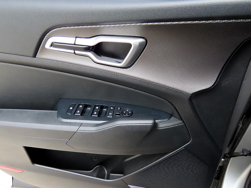 Kia Sportage — photo 11