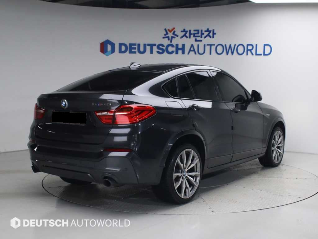 BMW X4 — photo 02