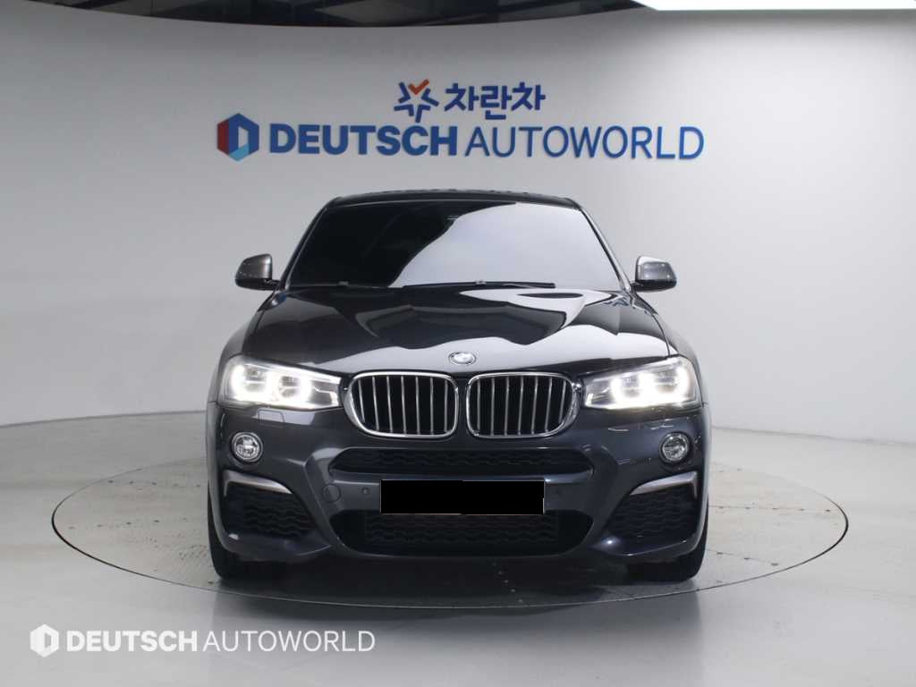 BMW X4 — photo 03