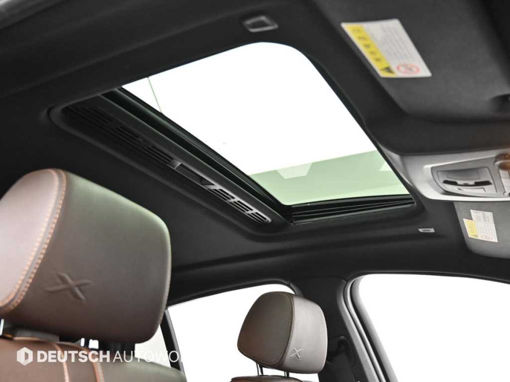 BMW X4 — photo 18