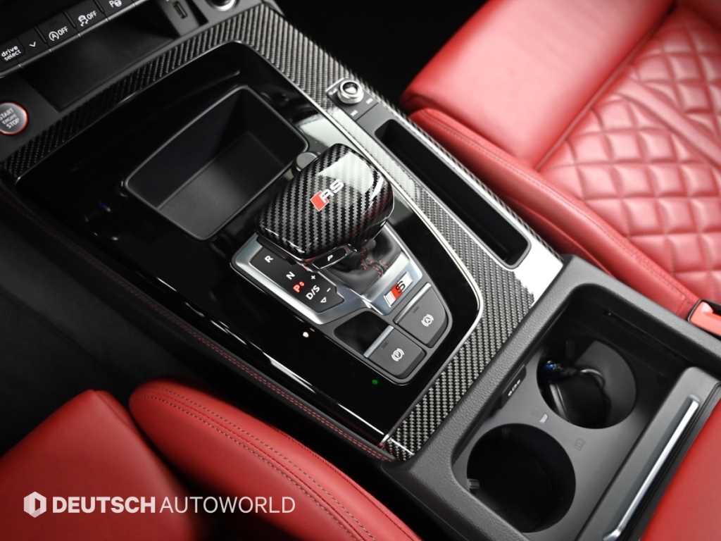 Audi SQ5 — photo 09