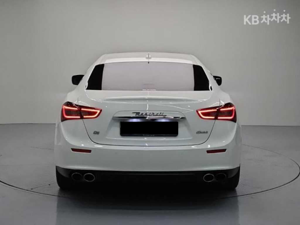 Maserati Ghibli — photo 03