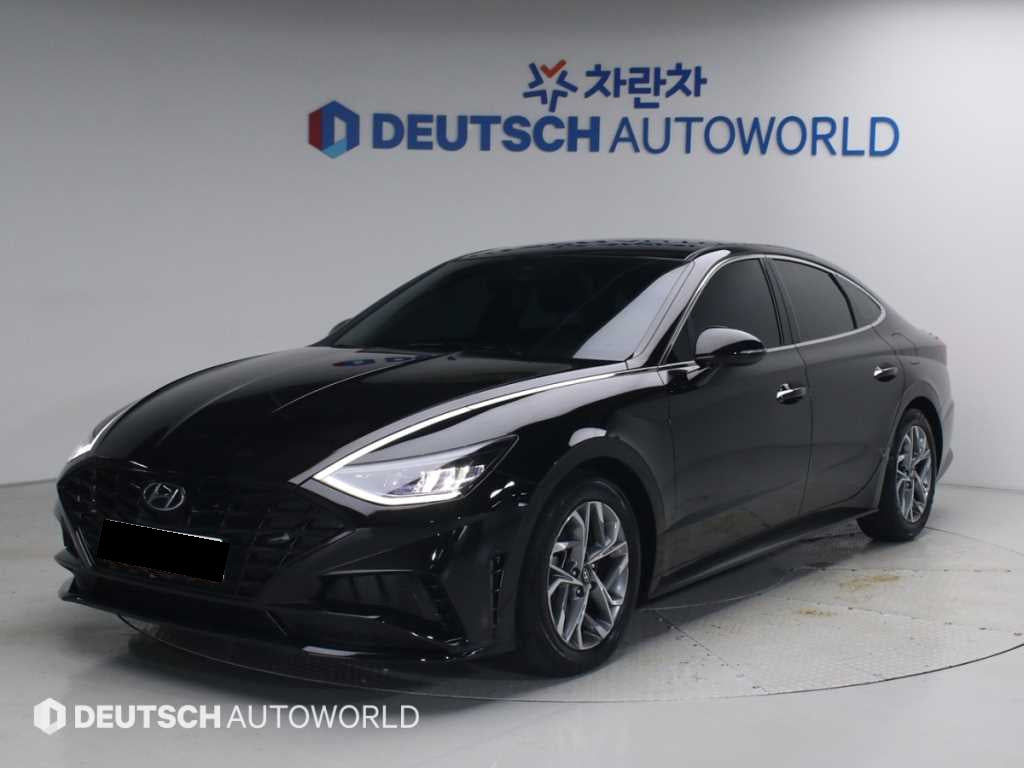 Hyundai Sonata — photo 01