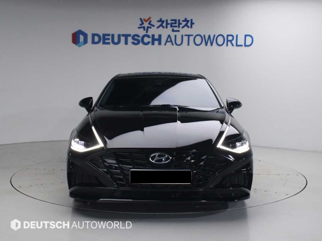 Hyundai Sonata — photo 03