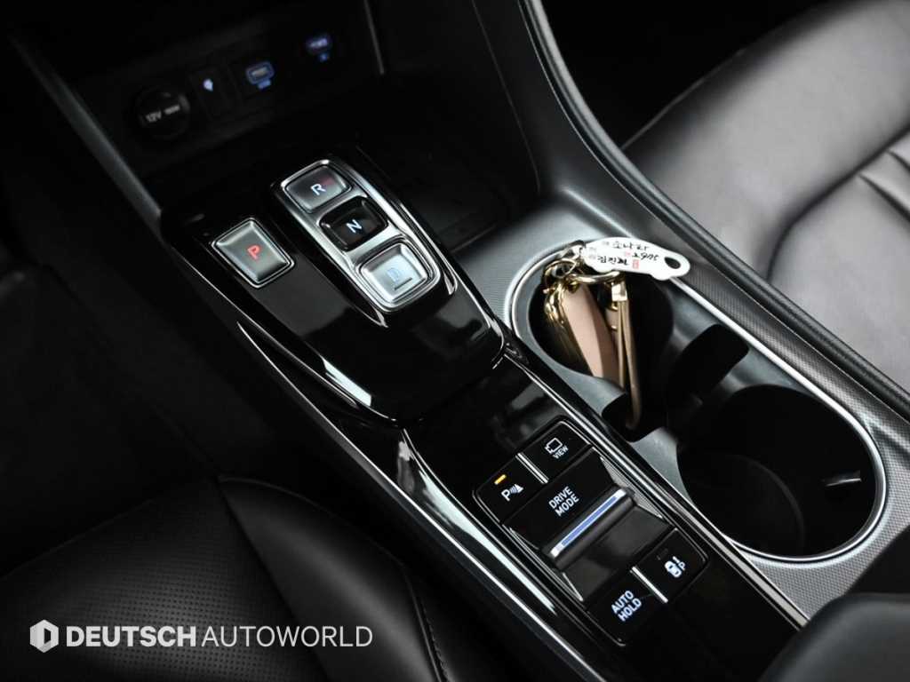 Hyundai Sonata — photo 09